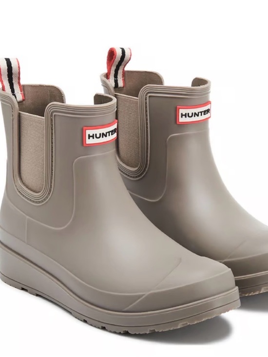 Hunter Shoes - Hunter Taupe Chelsea Rain Booties with Red-Trim Pull Tabs